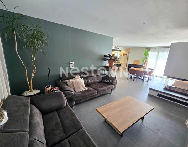 Toulouse Pouvourville 31400 maisont T6 de 213 m² -terrain de 271 m² - toit terrasse de 67m² avec parking