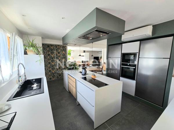 Toulouse Pouvourville 31400 maisont T6 de 213 m² -terrain de 271 m² - toit terrasse de 67m² avec parking