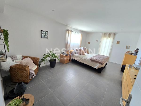 Toulouse Pouvourville 31400 maisont T6 de 213 m² -terrain de 271 m² - toit terrasse de 67m² avec parking