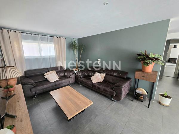 Toulouse Pouvourville 31400 maisont T6 de 213 m² -terrain de 271 m² - toit terrasse de 67m² avec parking