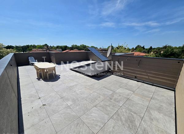 Toulouse Pouvourville 31400 maisont T6 de 213 m² -terrain de 271 m² - toit terrasse de 67m² avec parking