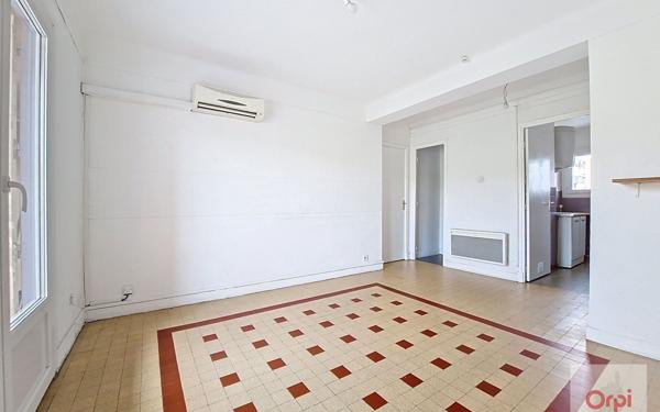 Appartement à louer    3 pièces •  Ajaccio