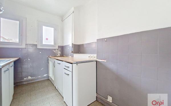 Appartement à louer    3 pièces •  Ajaccio