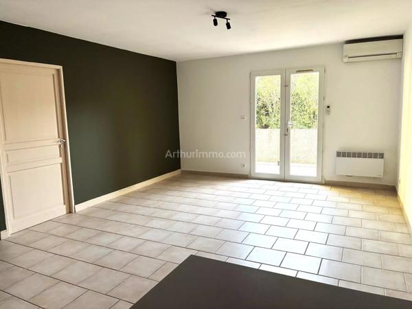 Location                                                      Appartement
                        
                     4 pièces                      84 m2                     à Aubagne