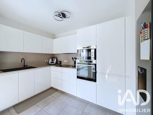 Appartement à vendre 3 pièces 66,6 m² Seyssins