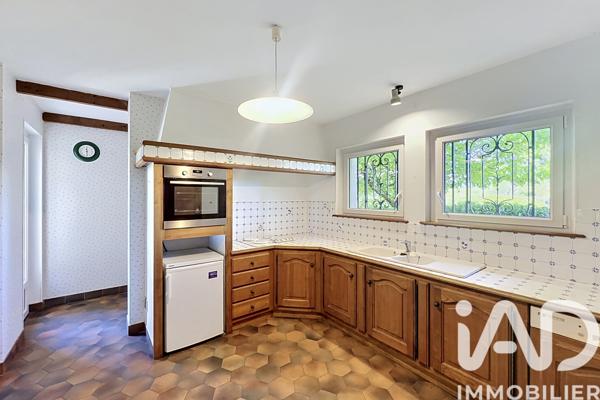 Maison à vendre 9 pièces 232 m² Pont-Saint-Esprit