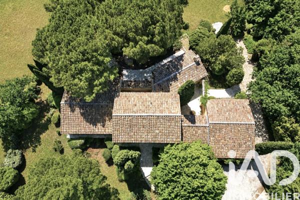 Maison à vendre 9 pièces 232 m² Pont-Saint-Esprit
