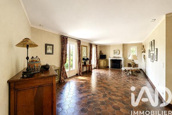 Maison à vendre 9 pièces 232 m² Pont-Saint-Esprit