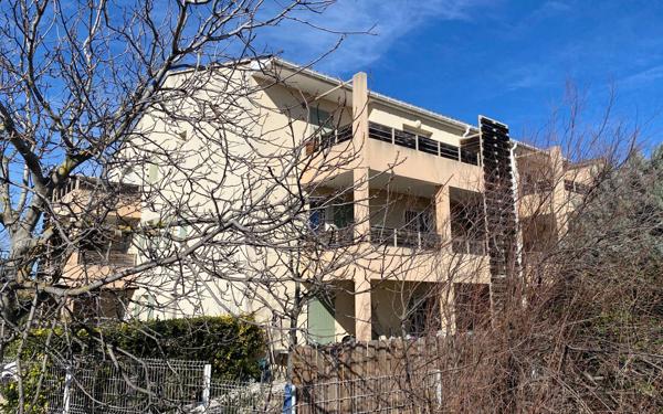 Appartement à vendre    2 pièces • 51 m2 Monteux