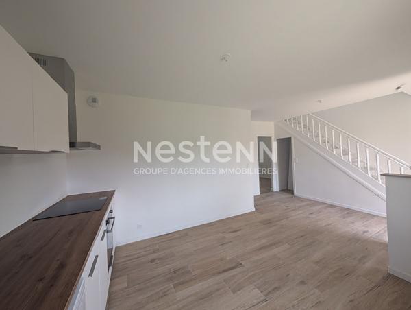 MAISON A LOUER 5 CHAMBRES - CAMPAGNE DE TREDION - Terrain 1000 m² environ - Sous sol