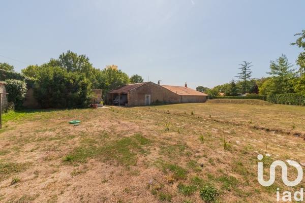 House for sale 8 rooms 170 m² Mareuil-sur-Lay-Dissais