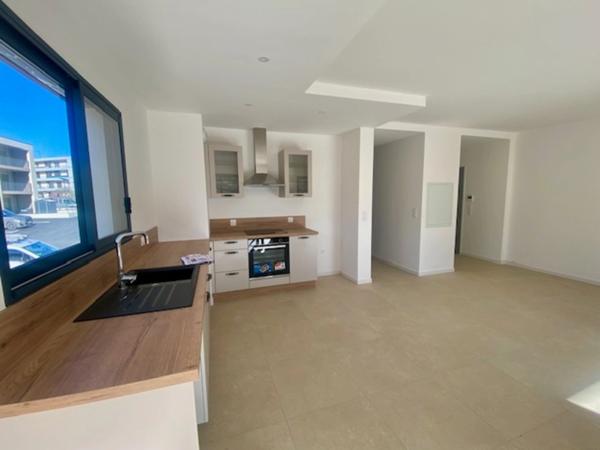 appartement à vendre 3 pièces BORGO (20) de 70 m2 avec terrasse de 14 m2