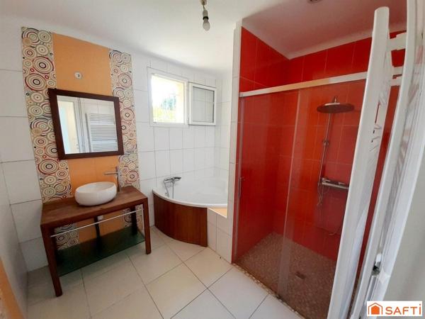 Maison de plain pied 95m2, 3 chambres, garage