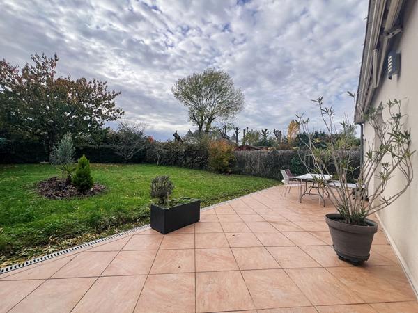 Maison Angers 6 pièces 119.17 m2, quatre chambres et un bureau, plain-pied, garage