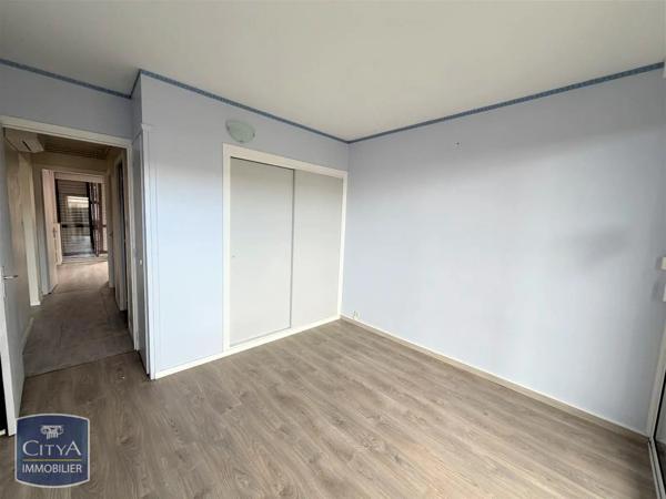 Appartement à louer 3 pièces 59.83m² Montauban (82000)