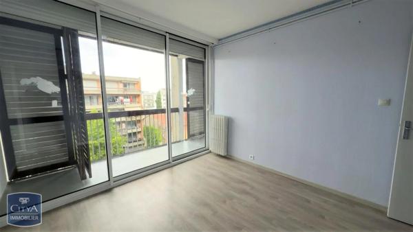 Appartement à louer 3 pièces 59.83m² Montauban (82000)