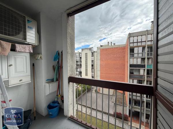 Appartement à louer 3 pièces 59.83m² Montauban (82000)