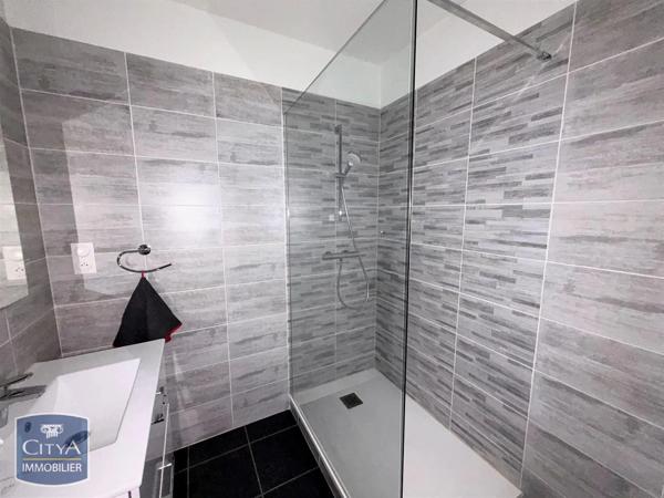 Appartement à louer 3 pièces 59.83m² Montauban (82000)