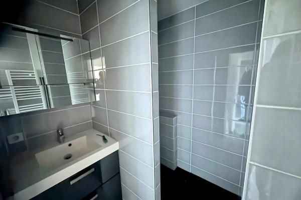 Appartement à vendre 4 pièces  (74)