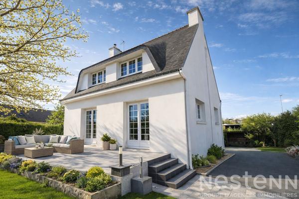 PLUNERET / Auray Saint-Goustan : maison rénovée de 120 m² avec jardin, sous-sol et poêle à bois