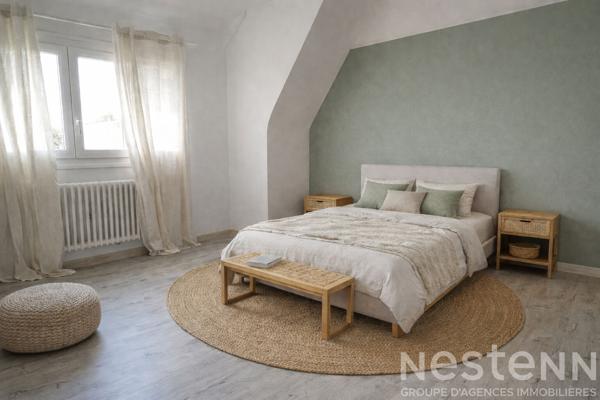 PLUNERET / Auray Saint-Goustan : maison rénovée de 120 m² avec jardin, sous-sol et poêle à bois