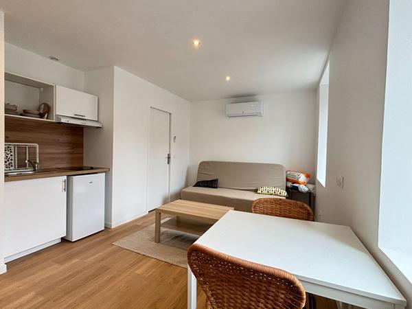 A LOUER Appartement de type 1 entièrement refait à neuf dans un immeuble en monopropriété- 21.70m²
