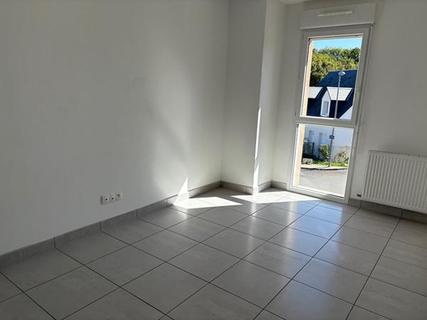 Amboise, maison contemporaine de 2015, 3 chambres 91.6 m2