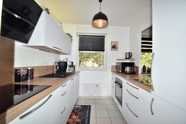 Appartement 3 pièces avec ascenseur et garage Centre-ville DIGNE LES BAINS (04)