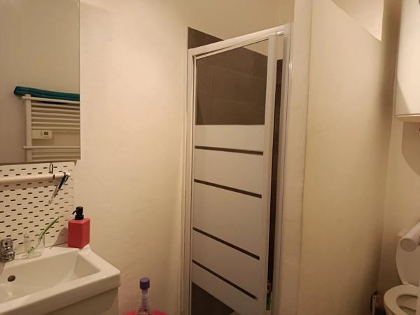 Vente                                                      Appartement
                        
                     1 pièces                      24 m2                     à La Londe-les-Maures