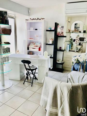 Boutique/Local commercial à vendre 73 m² Mandres-les-Roses