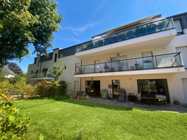 à vendre à Arradon - Bourg appartement 3 pièces  calme et recherché balcon parking