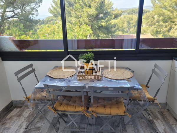 Proche de la plage Appartement meublé T2 au 1er et dernier étage avec parking