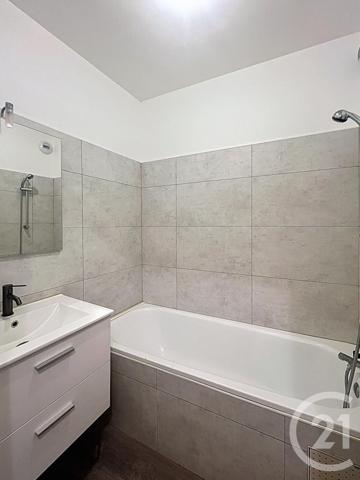 Appartement T2 à vendre  2 pièces - 49,58 m2 ORLEANS - 45