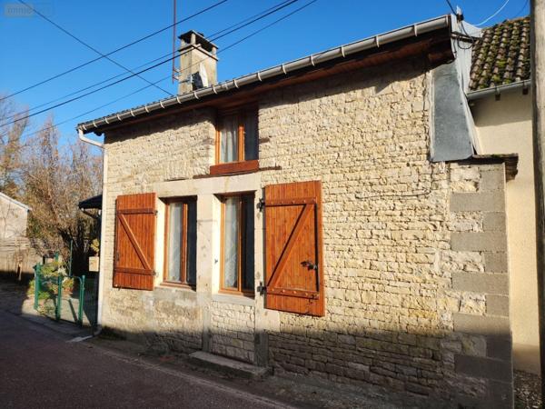 Maison à vendre à Laferté-sur-Aube en Haute-Marne (52120), ref : 10379/635   
Calme