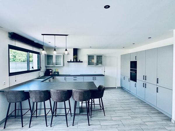 EXCLUSIVITÉ Magnifique maison contemporaine de plain-pied à Nuaillé