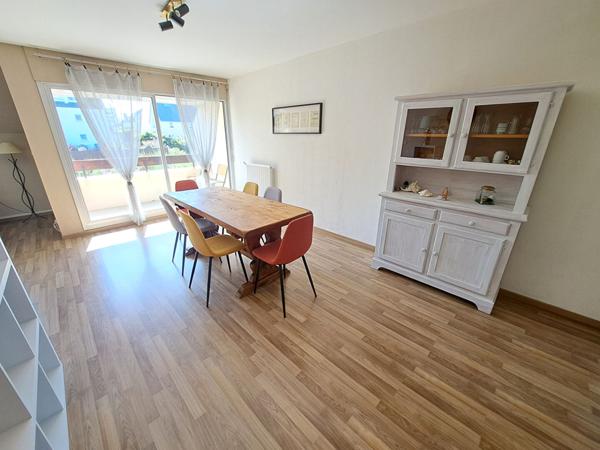 Appartement duplex 86 m² lumineux proche plage et centre ville
