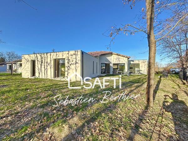 VILLA CONTEMPORAINE DE 2022 – 180 m² – CALME ET CONVIVIALITÉ À 25 MINUTES DE TOULOUSE