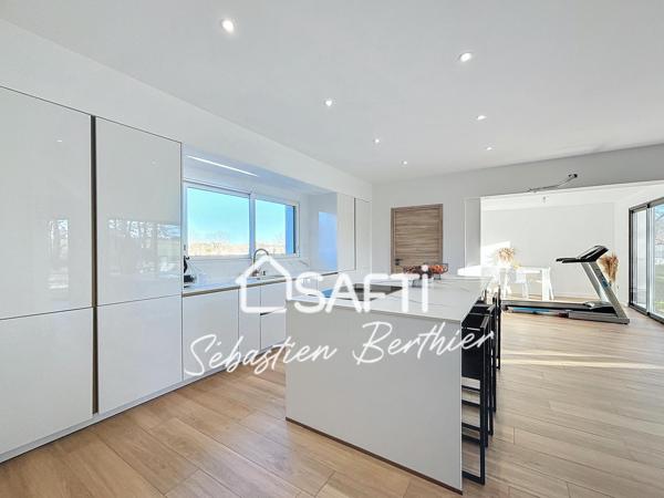 VILLA CONTEMPORAINE DE 2022 – 180 m² – CALME ET CONVIVIALITÉ À 25 MINUTES DE TOULOUSE