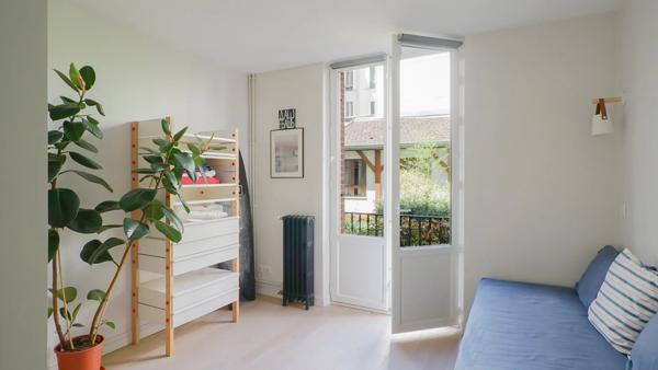 Appartement Paris 18e - BLANCHE / CITÉ YVES KLEIN