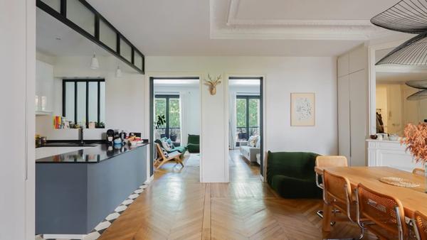 Appartement Paris 18e - BLANCHE / CITÉ YVES KLEIN