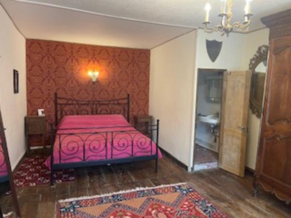 Maison à vendre |  Civray |  10 pièces | 274,2 m²