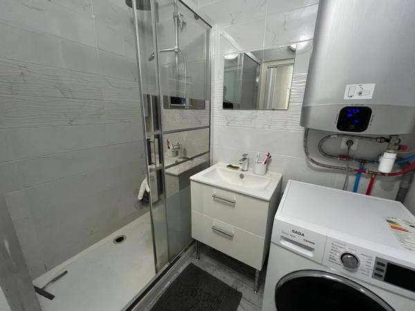 APPARTEMENT EN COLOCATION