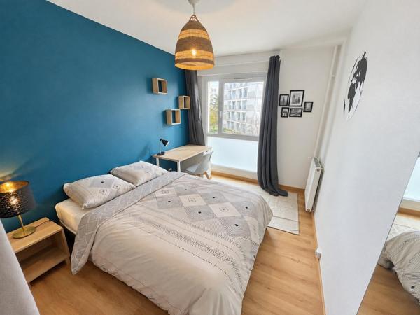 T4 rénové de 79 m² - colocation en place