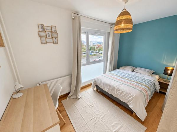T4 rénové de 79 m² - colocation en place
