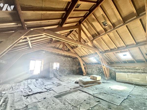 IMMEUBLE  A SAINT CHELY D'APCHER