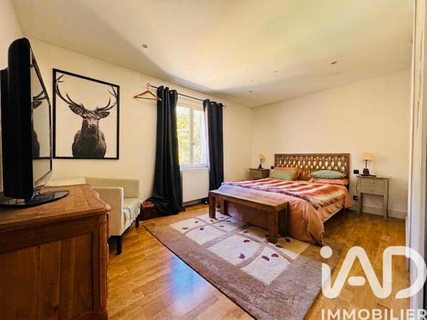 Maison à vendre 5 pièces 158,43 m² Sauveterre