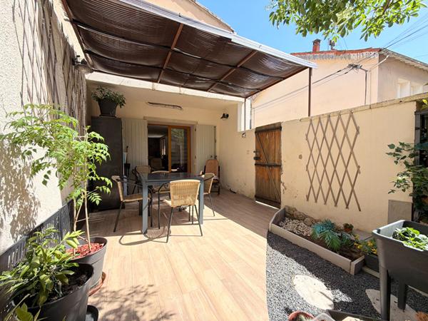 A VENDRE EN EXCLUSIVITE 84120 PERTUIS MAISON DE VILLE TYPE 3 PIECES DE 45M² AVEC COUR INTERIEUR