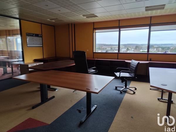 Atelier à vendre 2 026 m² Descartes