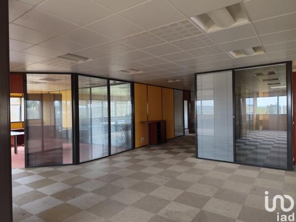 Atelier à vendre 2 026 m² Descartes