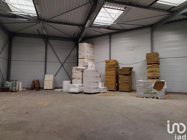 Atelier à vendre 2 026 m² Descartes